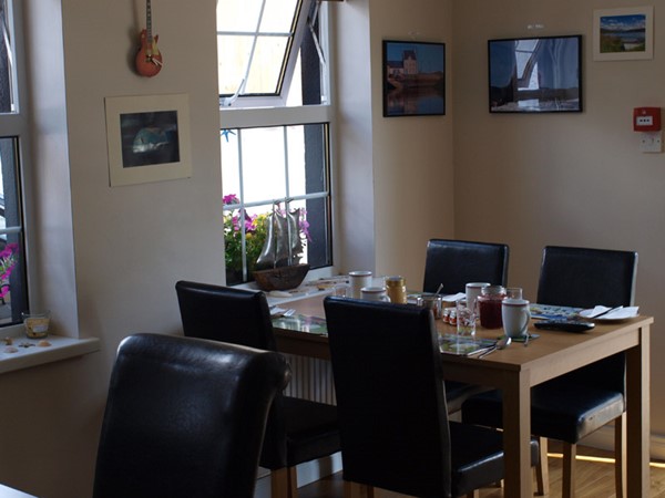 An image labelled Dining area