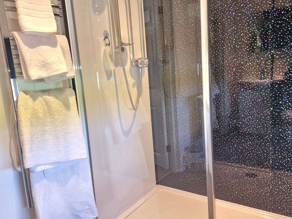An image labelled Bathroom