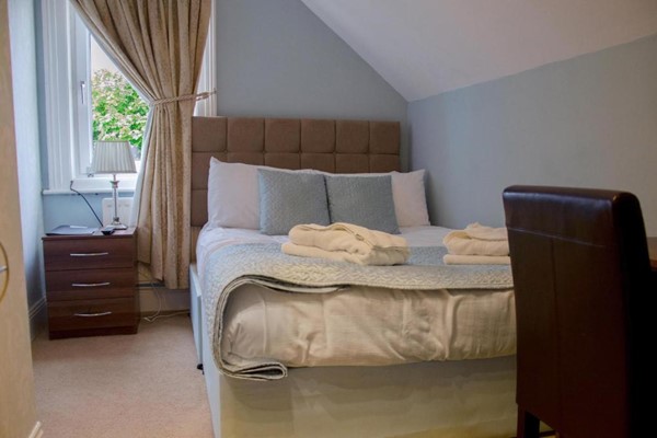 An image labelled Triple Room