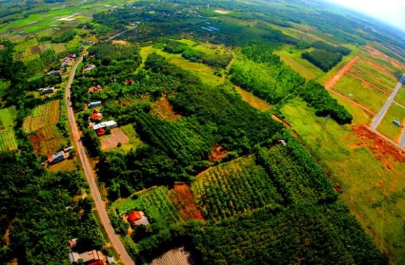 An image labelled Natural landscape