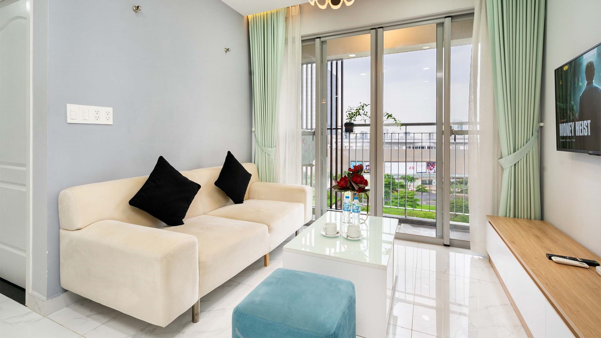 An image labelled Living room