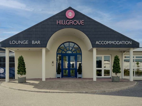An image labelled Facade / Entrée