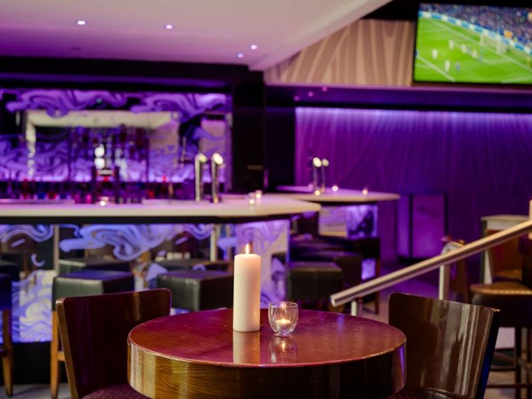 An image labelled Bar ou lounge