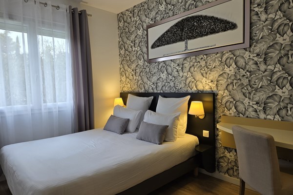 An image labelled Chambre Double Confort