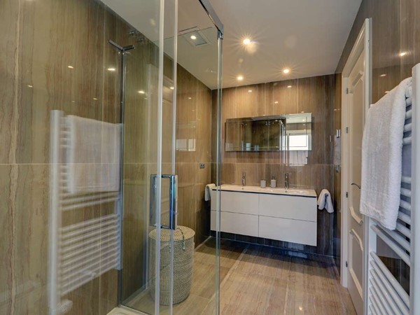 Hình ảnh có nhãn Bathroom