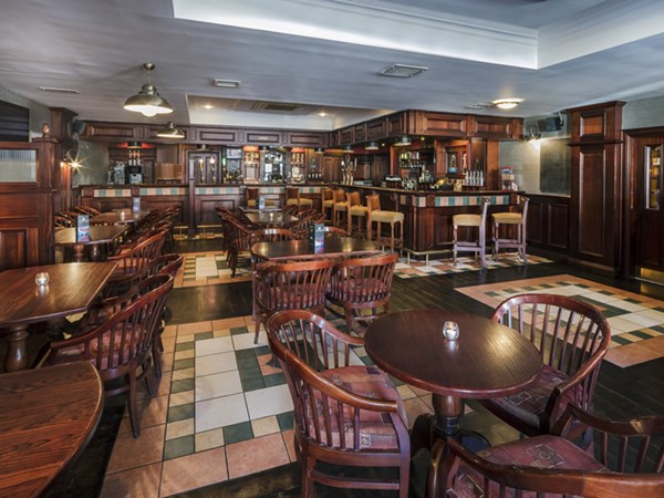 An image labelled Lounge or bar