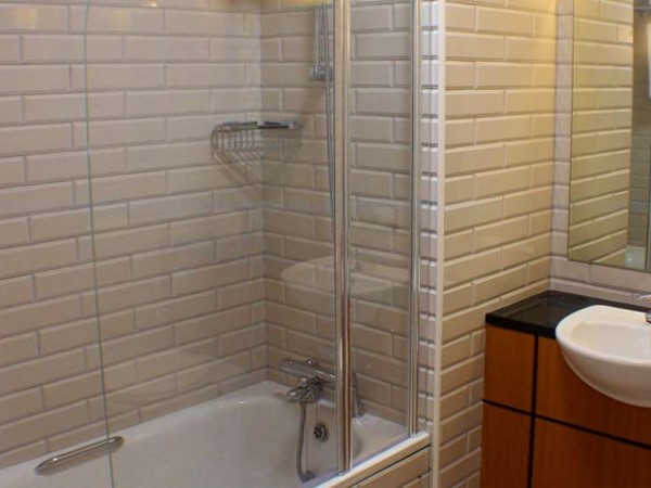 An image labelled Bathroom