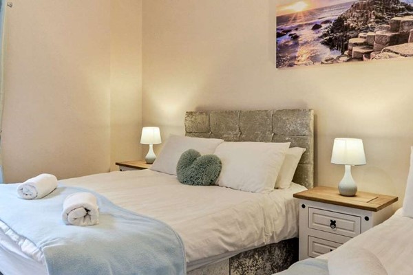 An image labelled Double and Single Room
