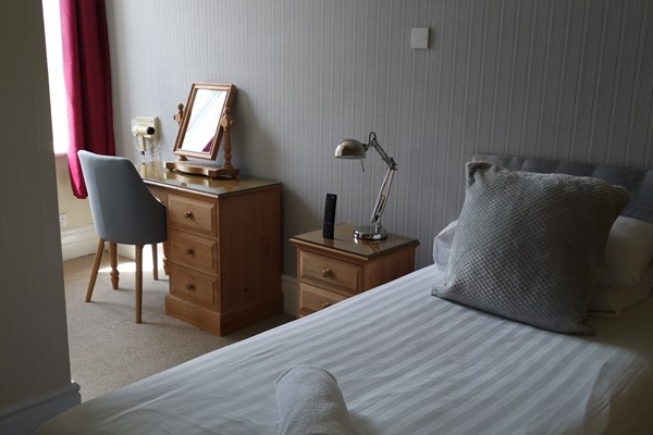 An image labelled Single Room