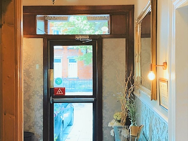 An image labelled Facade/entrance