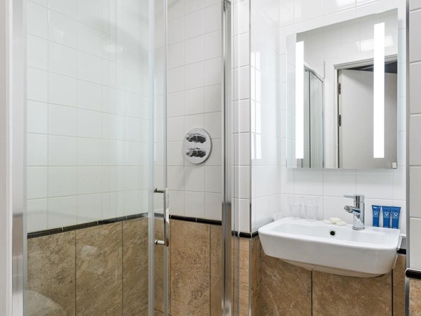 An image labelled Bathroom