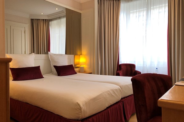 An image labelled Chambre Supérieure Double/Twin