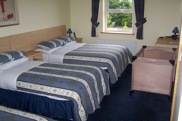 An image labelled Double and Single Room