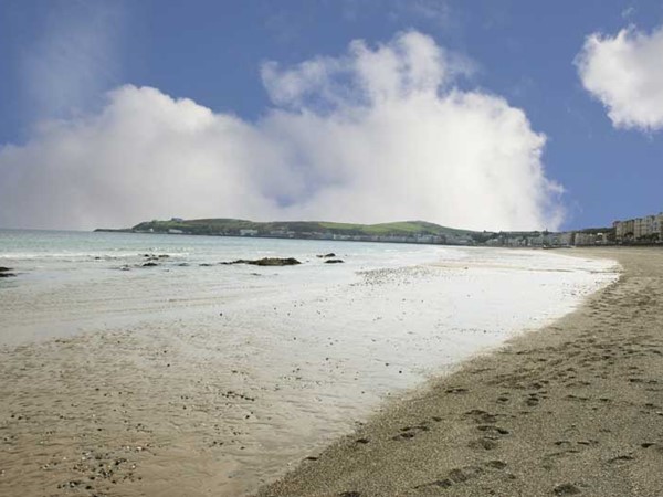 An image labelled Plage