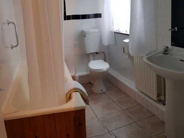 Hình ảnh có nhãn Bathroom