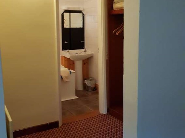 Hình ảnh có nhãn Bathroom