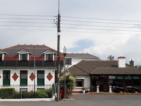 Hình ảnh có nhãn Property building
