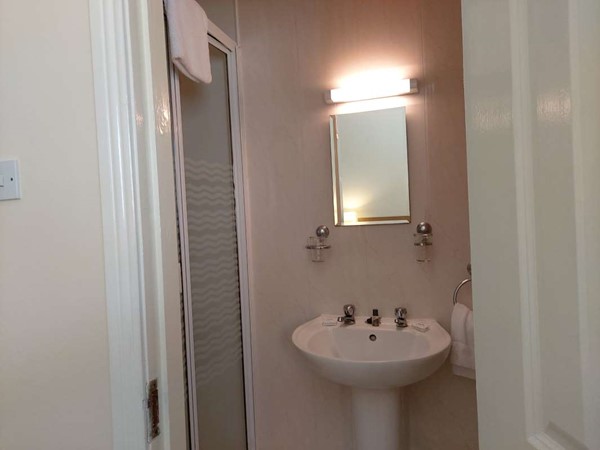 An image labelled Bathroom