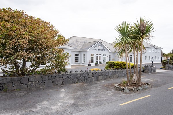 Carna Bay Hotel