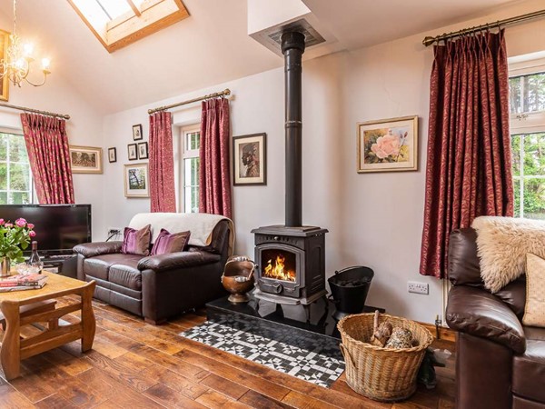 An image labelled Living room