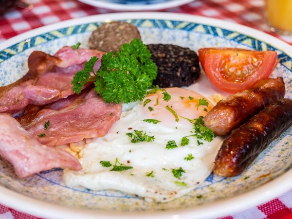 An image labelled Breakfast