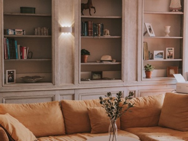 An image labelled Living room
