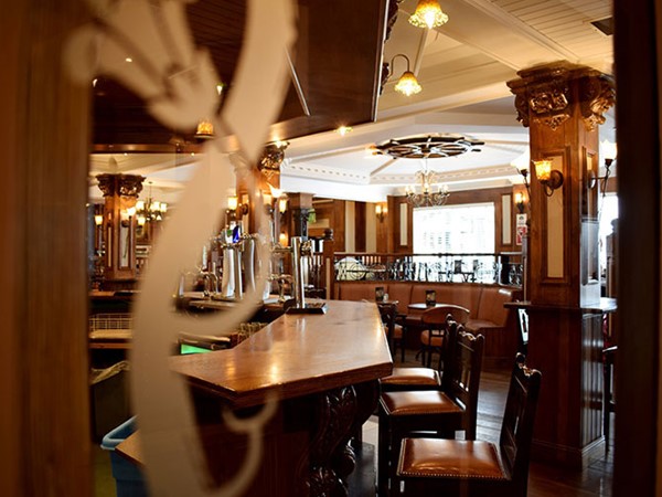 An image labelled Lounge or bar