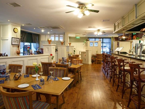 An image labelled Lounge or bar