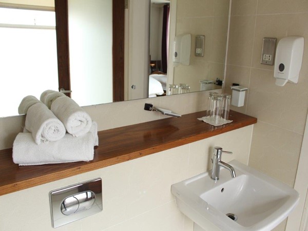 Hình ảnh có nhãn Bathroom