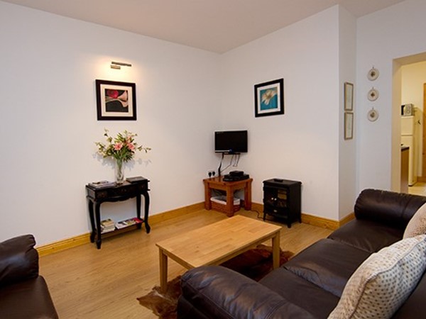 An image labelled Living room
