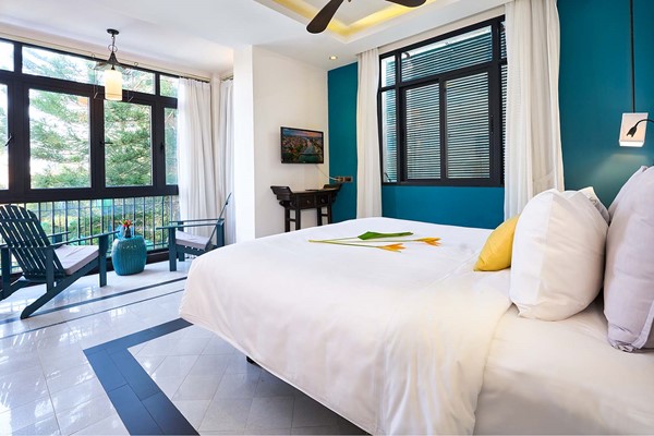 Deluxe Pool View Twin Room