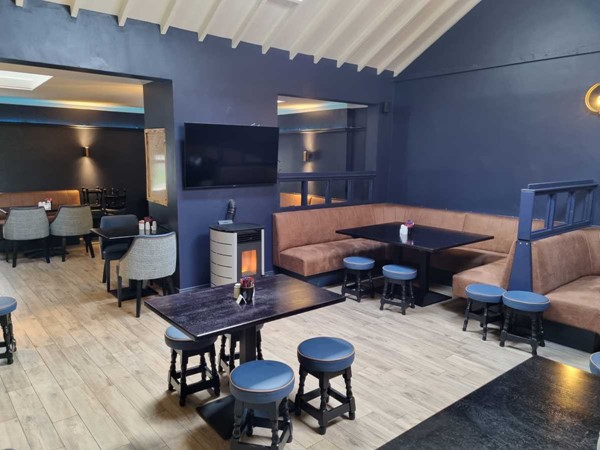 An image labelled Lounge or bar