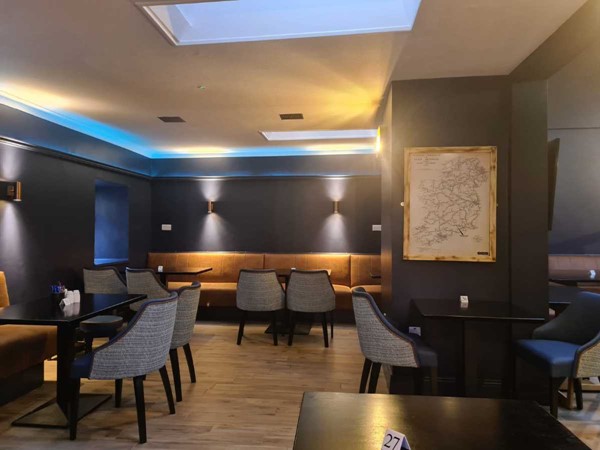 An image labelled Lounge or bar