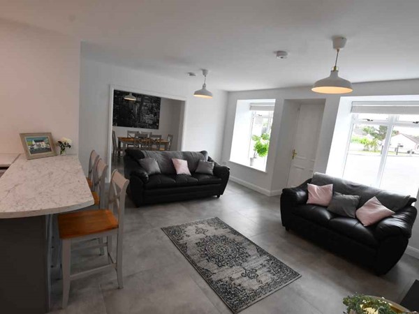 An image labelled Living room