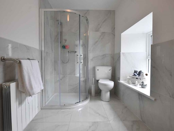An image labelled Bathroom