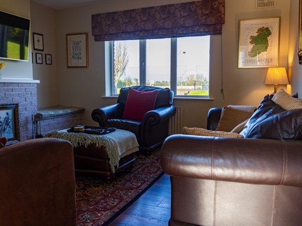 An image labelled Living room