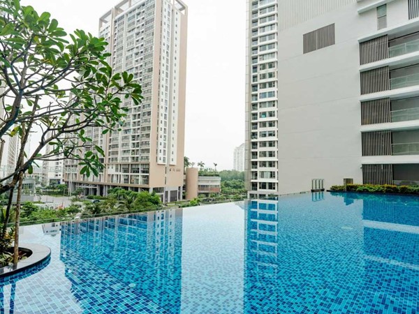 Hình ảnh có nhãn Swimming pool