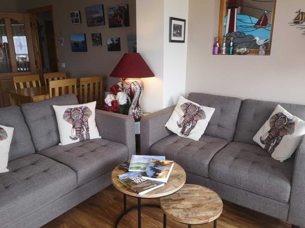 An image labelled Living room