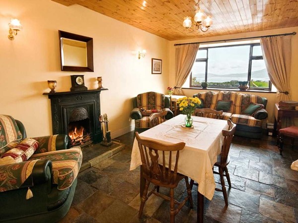 An image labelled Dining area