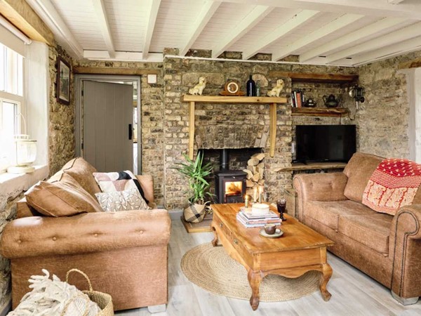 An image labelled Living room