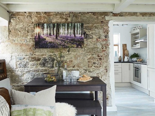 An image labelled Living room