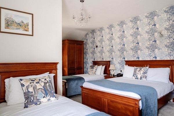 An image labelled Large Family Room