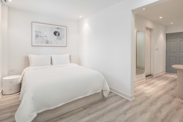 An image labelled Premier Suite Room