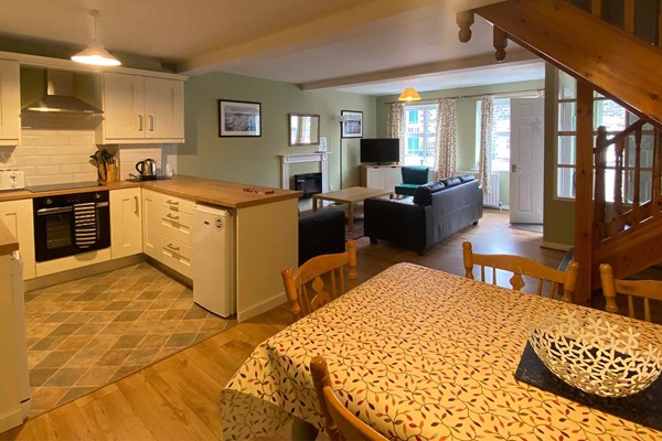 An image labelled Ivy Cottage