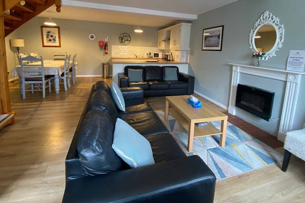 An image labelled Snowdrop Cottage