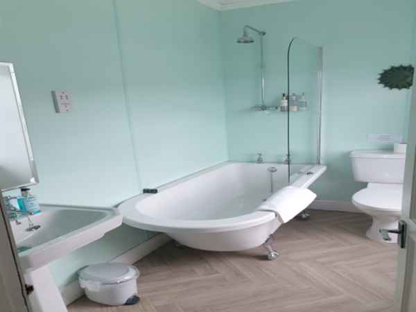 An image labelled Bathroom
