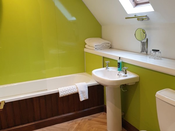 An image labelled Bathroom