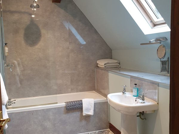 An image labelled Bathroom