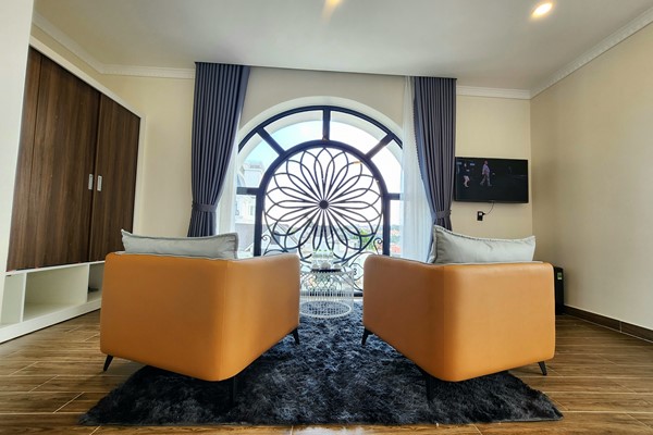 An image labelled Family 2 Beds Room