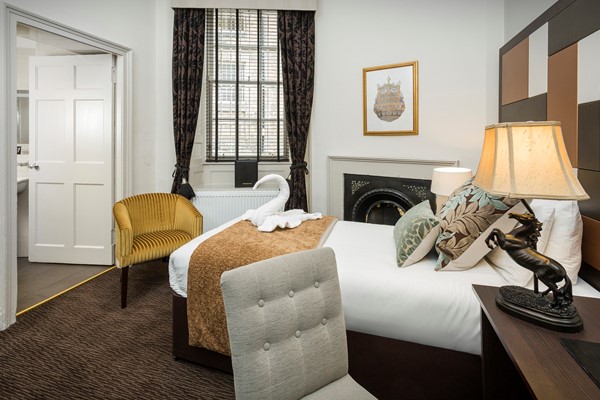 An image labelled Single Room